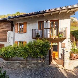 Borgo Cantagallo Casa Olivia 2 Ferienhaus Tremosine